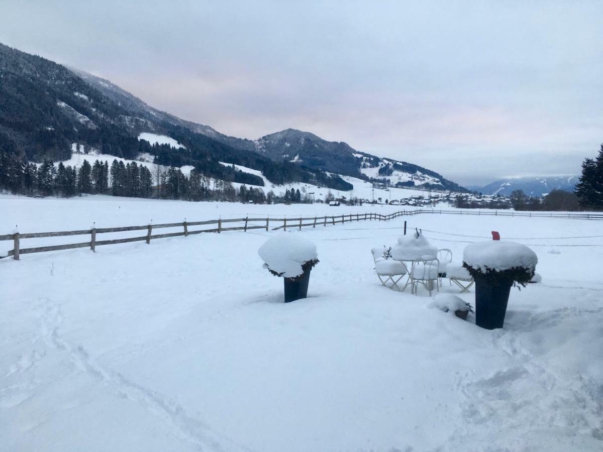 Traumhafte Wohnung Auf Pferde Ranch Айх Екстериор снимка