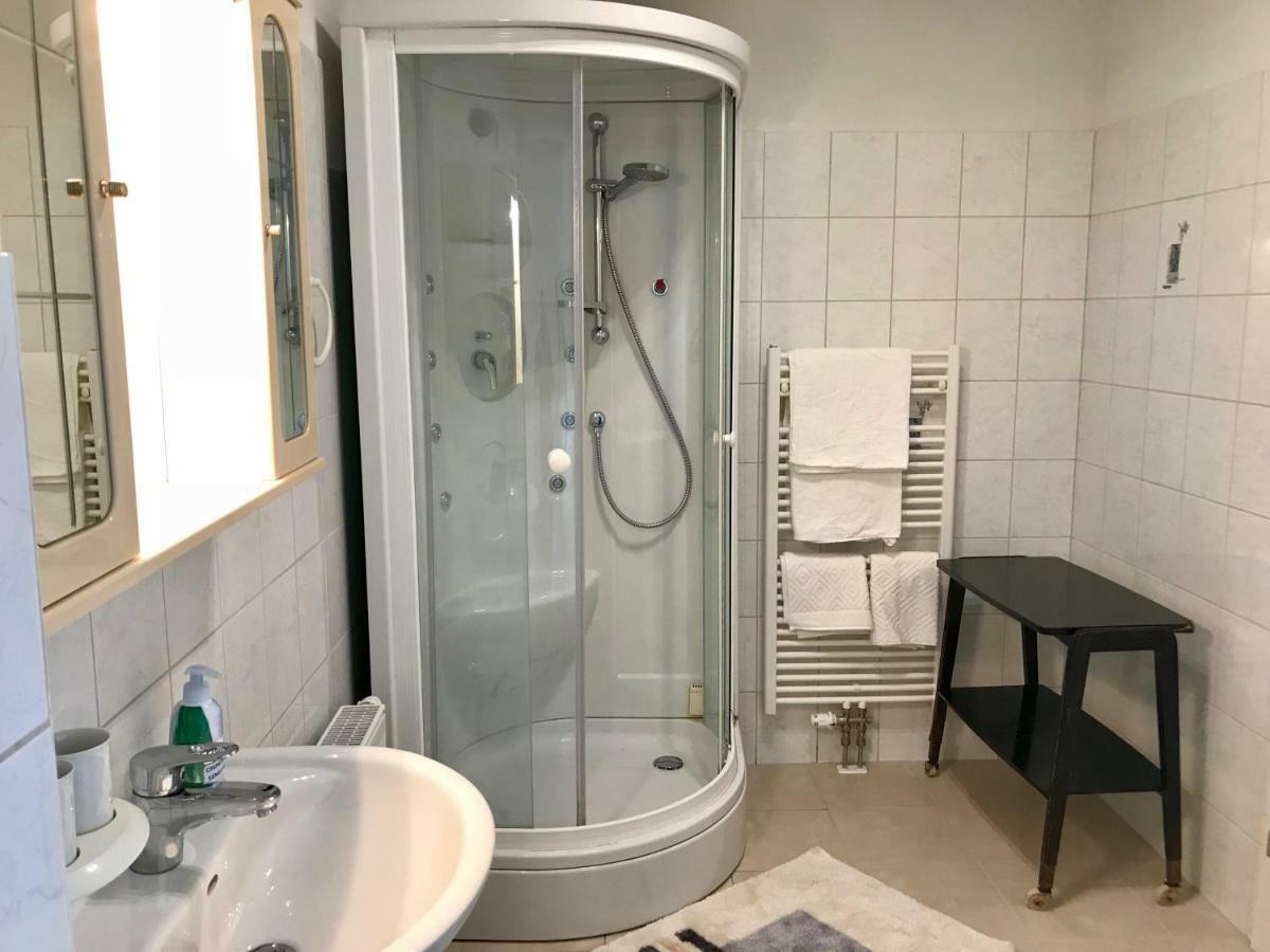 Traumhafte Wohnung Auf Pferde Ranch Айх Екстериор снимка